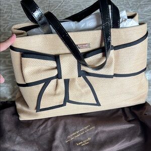 EUC Kate Spade Tan and Black Bow Structured Tote